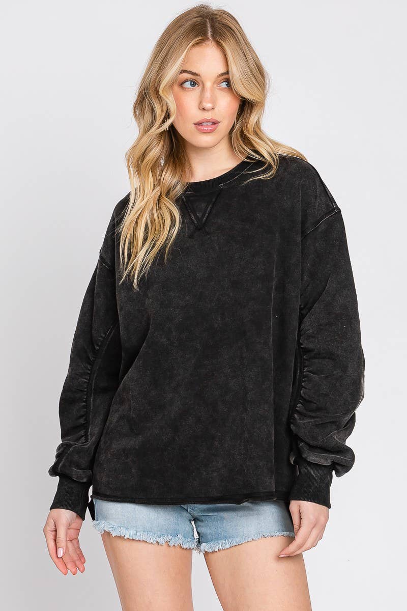 MINERAL WASH RUCHED SLEEVE SWEATSHIRT